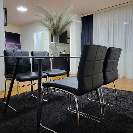 Apartments Vila White House Pančevo Zewnętrze zdjęcie