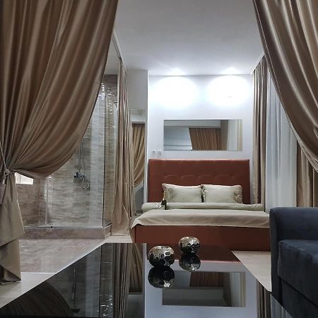 Apartments Vila White House Pančevo Zewnętrze zdjęcie