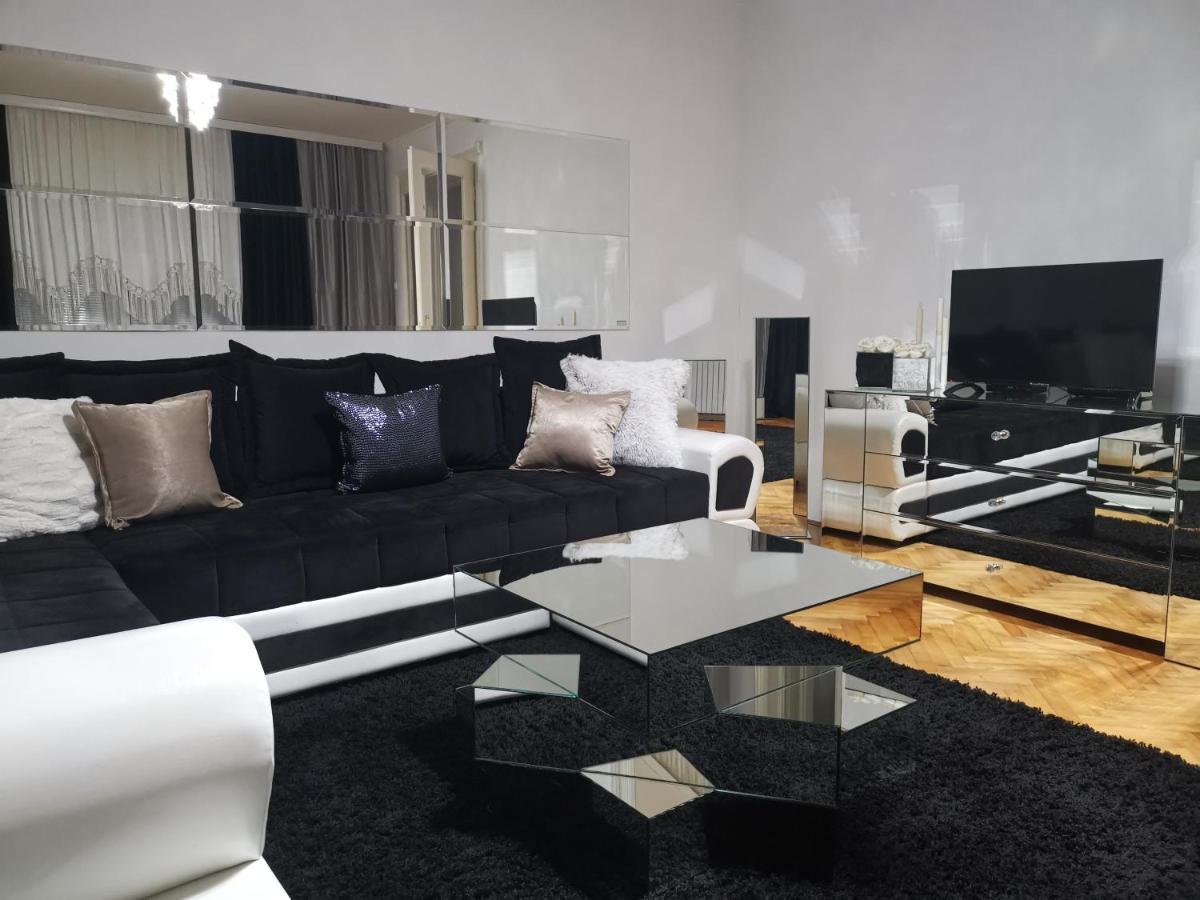 Apartments Vila White House Pančevo Zewnętrze zdjęcie